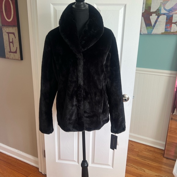 Weatherproof Jackets & Blazers - Weatherproof Women's Black Faux Fur Jacket